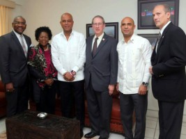 Haïti - Politique : Le Président Martelly reçoit des membres du Congrès américain 