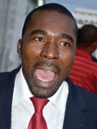 Haiti - Flash : Bélizaire physically assaults a Minister, the Government condemns
