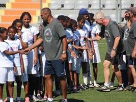 Haiti - Football : Two American coaches with young Haitians