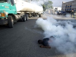 Haiti - Politic : Violent protest in the capital, one dead