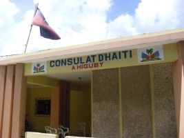 Haiti - Dominican Republic : Demonstration front the Consulate of Haiti