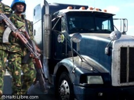 Haiti - Security : The Minustah and PNH protect Dominican trucks