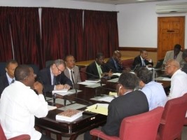 Haïti - Économie : Le Ministère des Finances à la recherche de solutions...