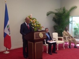 Haiti - Diplomacy : Ambassador Javier Niño Pérez, decorated with the National Order