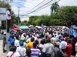 Haïti - Politique : L'Ambassade d'Haïti en RD, livre enfin des documents d'identification...