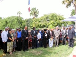 Haiti - Politic : Attacks of Paris, a minute of silence