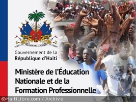 Haiti - Education : Demonstration outside the Ministry of National Education