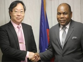Haïti - Politique : Le Ministre Nazaire explore des pistes de coopération avec le Japon