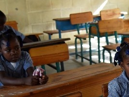 Haiti - Education : Small back to school...
