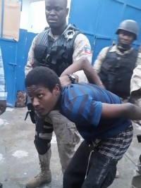 Haïti - FLASH : Mutinerie à l'Arcahaie, 172 évadés, plusieurs victimes