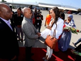 Haiti - Politic : Government welcomes Raquel Pélissier at the airport