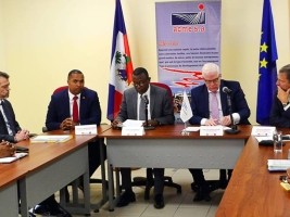 Haiti - Economy : Signature of a 3 million euro agreement for micro-financing