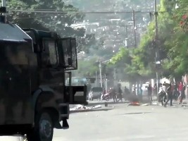 Haiti - Social : Students and police clash