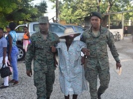 Haiti - Health : The Ministry of Defense gives itself a social image...
