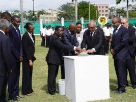 Haïti - Politique : Jovenel Moïse pose la première pierre du Palais National