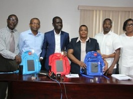 Haiti - Ivory Coast : Donation of 1,000 school bags with solar energy