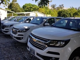 Haiti - Politic : Distribution of cars to departmental representatives of mayors !