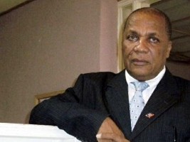 Haiti - Petit-Goâve : The Mayor attacks journalists
