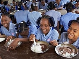 Haiti - Politic : School Canteens, 350,000 beneficiaries schoolchildren
