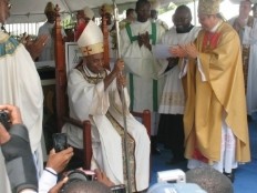 Haïti - Religion : Intronisation de Mgr Guire Poulard