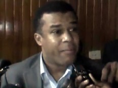 Haïti - Politique : Le Sénateur Steven Benoît votera pour Daniel Gérard Rouzier