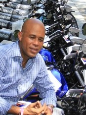 Haiti - Education : 100 motorcycles at the service of education