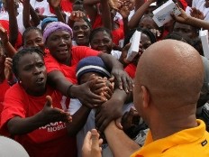Haiti - Social : The Government and Digicel, a quick and concrete support