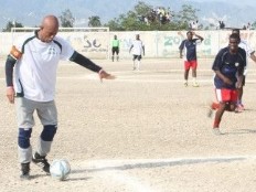 Haiti - Football : All Stars of Cité Soleil - Presidency (1-1)