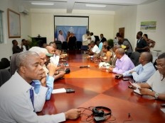Haïti - Politique : Lamothe et Martelly ont rencontré les Parlementaires hier