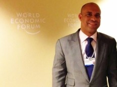 Haiti - Politic : Laurent Lamothe back from Davos with projects