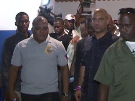 Haiti - Security : Laurent Lamothe conducted nocturnal visits in police station...