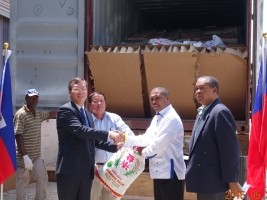 Haïti - Humanitaire : «Simply Help Fondation» fait un don de 17,5 tonnes de riz à Haïti