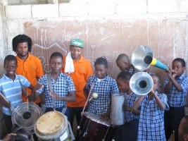 Haiti - Culture : The rara Workshop of Follow Jah, touring music schools