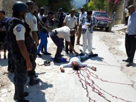 iciHaiti - FLASH : The residence of Jovenel Moïse attacked, several injured