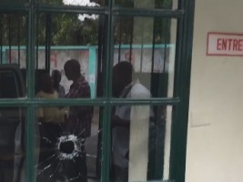 Haïti - FLASH : Des inconnus ouvrent le feu sur la station Radio Kiskeya
