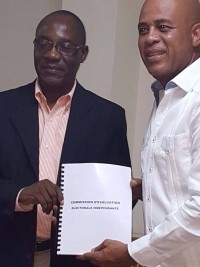iciHaïti - FLASH : La Commission d'Évaluation remet son rapport au Président Martelly