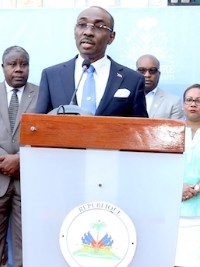 Haiti - FLASH : Evans Paul boycott the PM's installation ceremony