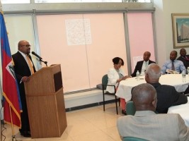 iciHaiti - Diplomatie : Le nouveau Consul à New-York, dialogue avec les leaders haïtiens