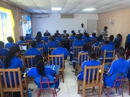 iciHaiti - Women's Football : End of the coach training