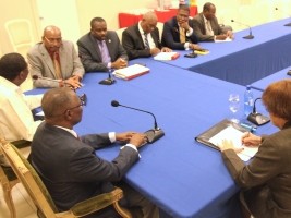 Haiti - Elections : Meeting in the Palace around the progress of the electoral process