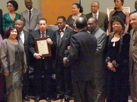 iciHaïti - Social : Le Consul Général d’Haïti à Chicago, honoré