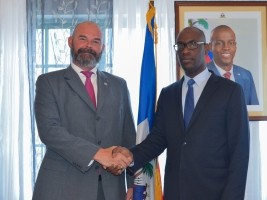 iciHaïti - Politique : Le Ministre Fleurant souhaite collaborer avec l’UNOPS