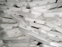 iciHaïti - Environnement : 5 ans de Lutte inefficace contre les produits en polystyrène et en styrofoam