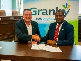 iciHaïti - Québec : Signature du jumelage Granby - Carrefour