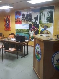 iciHaïti - Diaspora : La Ministre Auguste en visite au Kiosque du MHAVE à l'aéroport International