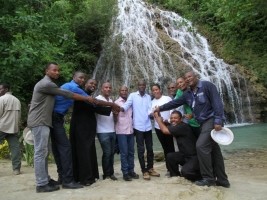 iciHaiti - Tourism : Moïse visits the Sault du Baril