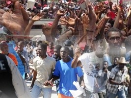Haiti - FLASH : Workers protest at least 10 wounded including 2 per bullets