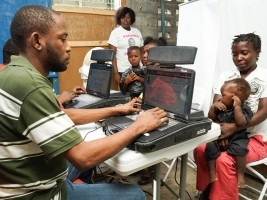 Haïti - Politique : Des milliers d’enfants haïtiens reçoivent leur NINU