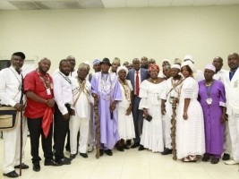 iciHaïti - Politique : Le Président Moïse s'est entretenu avec des représentants du secteur vaudou