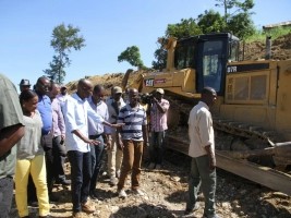 iciHaïti - Politique : Le Président Moïse en visite de chantier à Maïssade